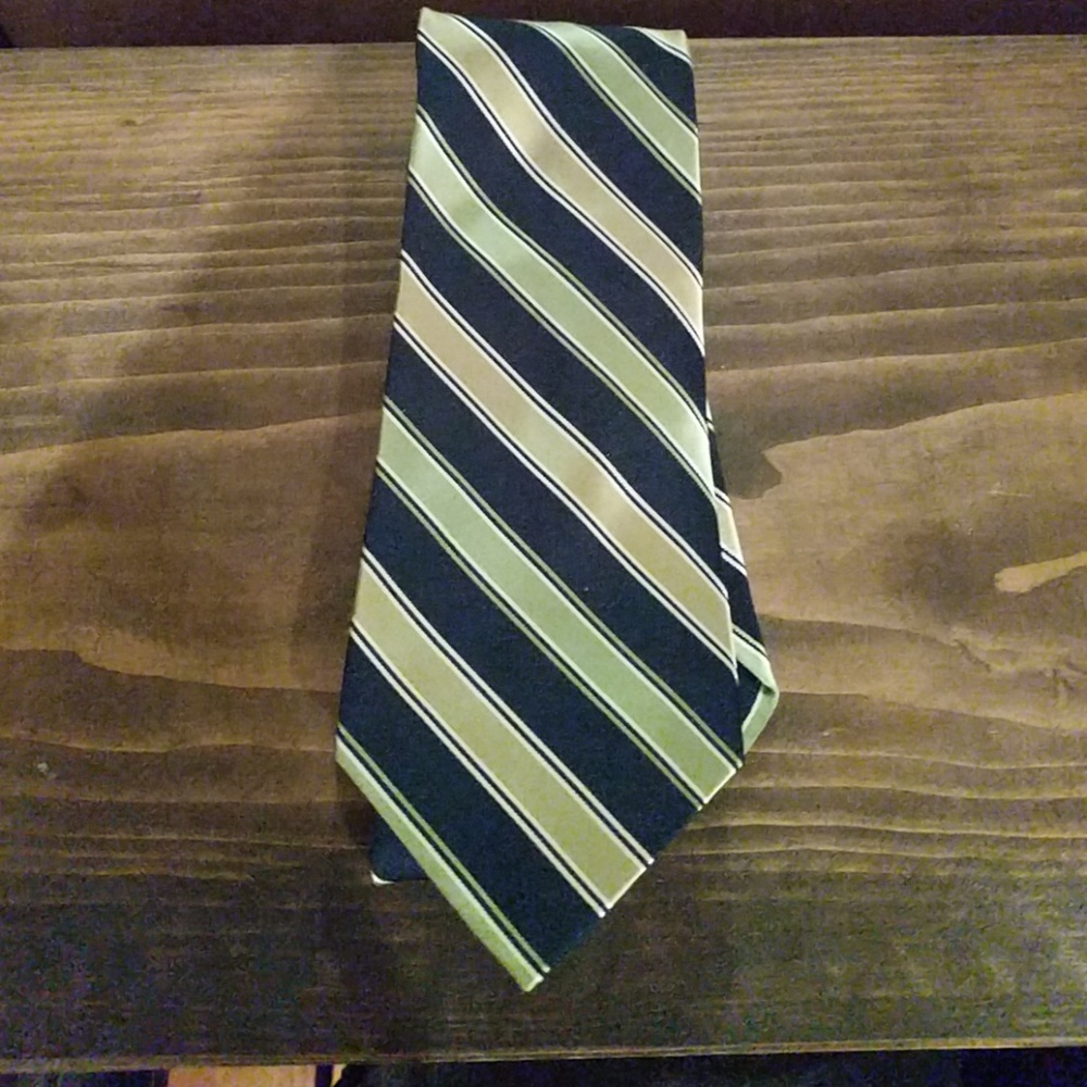 Men's tie